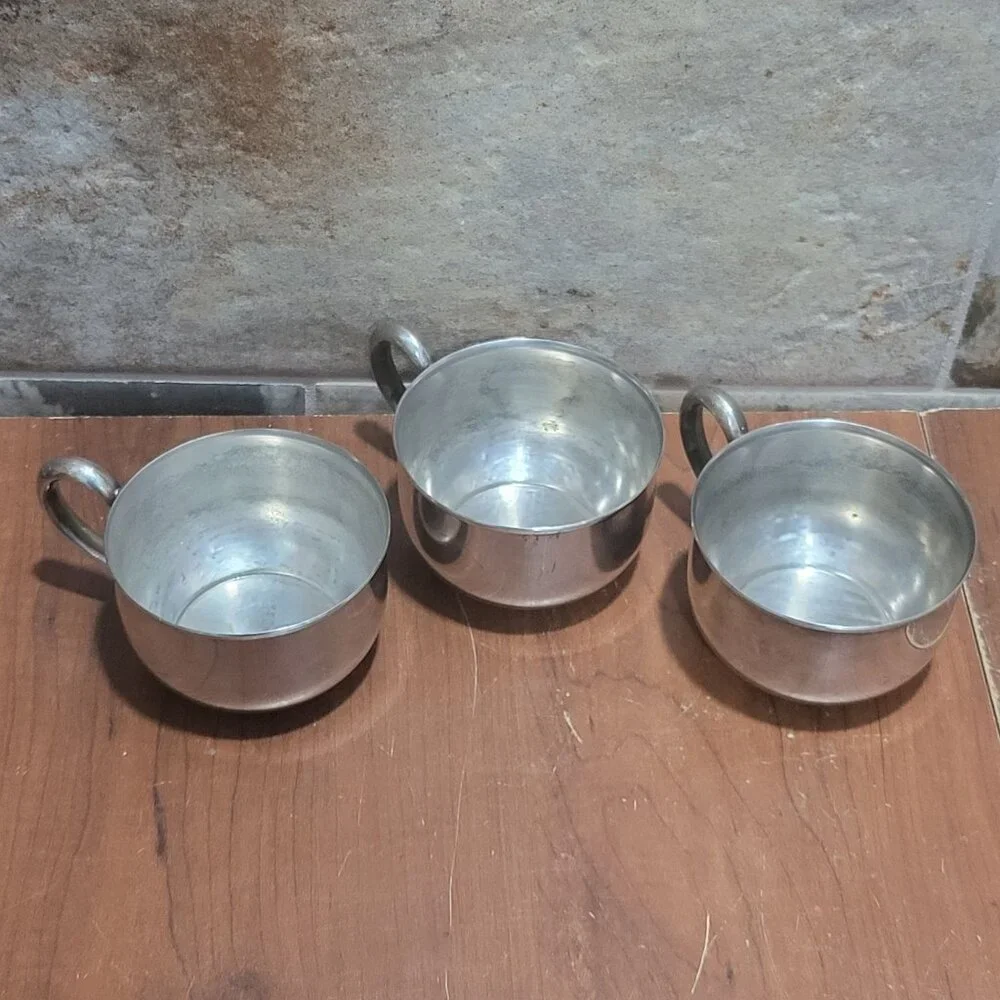 Vintage Oneida Silversmiths Cup Set of 3